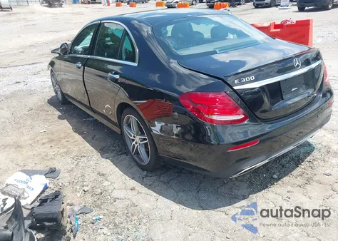 2017 Mercedes-Benz E 300 из США, поврежденный, VIN WDDZF4JB7HA116921